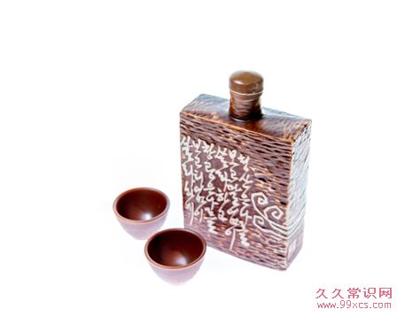 減少體臭的飲食建議:夏天避免這5種食物