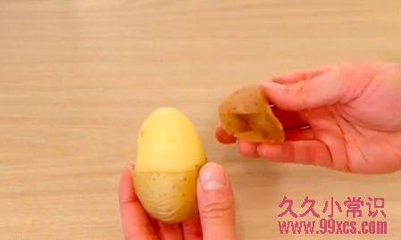 快速又有趣!讓削土豆皮變成簡單動作的妙法