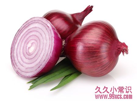 洋蔥多用途解析：天然染發與居家保健妙用