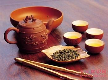 喝濃茶解酒是錯上加錯：科學解析與健康提醒