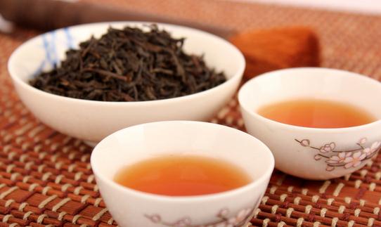 喝剩茶葉的多功能妙用