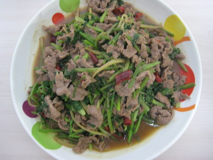 香菜涮牛肉的家常做法｜2種簡單香菜與牛肉料理