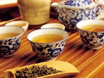 杯子上的茶垢怎麼洗？輕鬆去除頑固茶垢的幾個方法