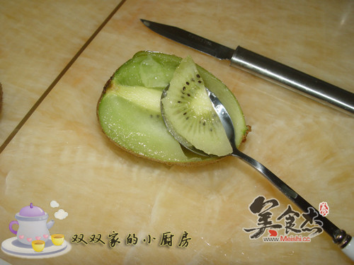 猕猴桃的正確吃法：簡單省事又乾淨利落