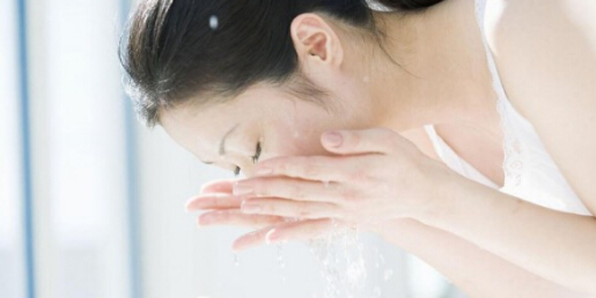 淘米水妙用全攻略：10+种实用方法，绿色环保又省钱
