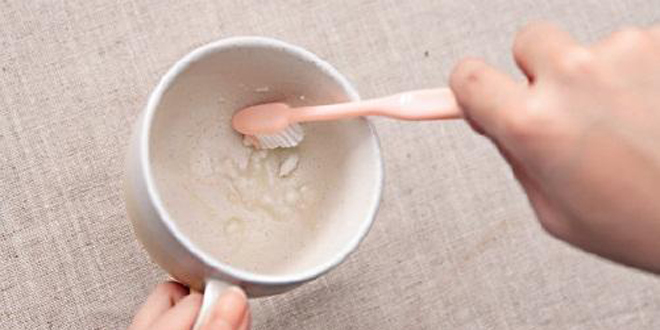 杯子和衣服上的茶渍怎么洗?去茶渍妙招分享