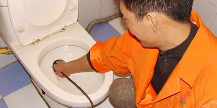 疏通下水道的方法:學會這些妙招不求人