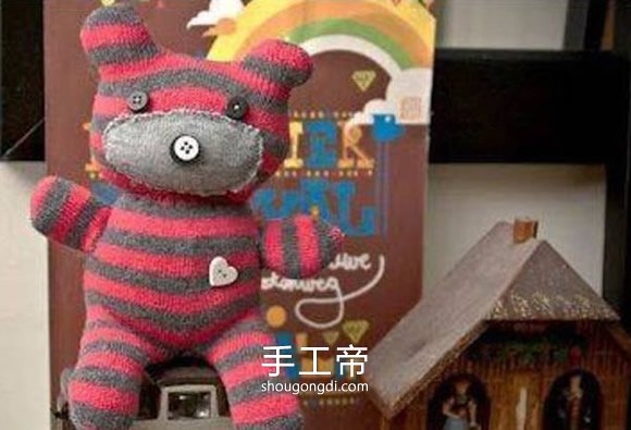 用袜子制作小熊娃娃 教程：自制袜子娃娃小熊怎么做