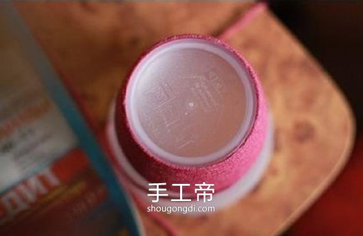 毛線改造一次性塑料杯步驟教學
