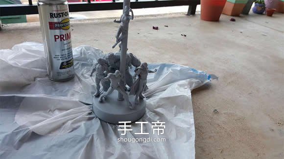 用超级英雄人偶DIY制作帅气台灯底座
