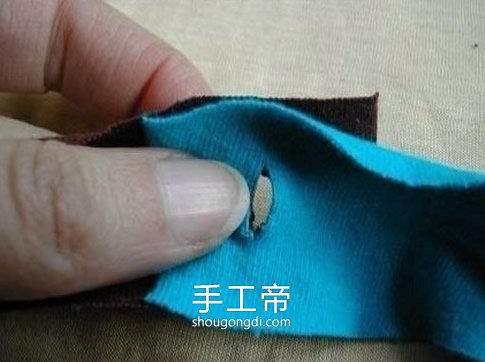 舊衣服編地毯DIY：圖解教你編織圓地毯