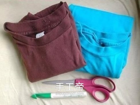 舊衣服編地毯DIY：圖解教你編織圓地毯