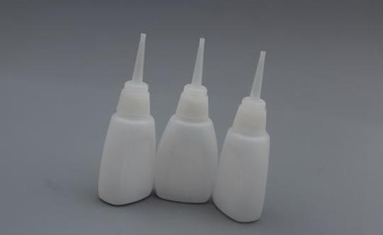 手被502胶水粘住了怎麼辦