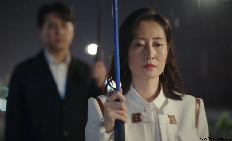 《底线》葉芯母親是誰