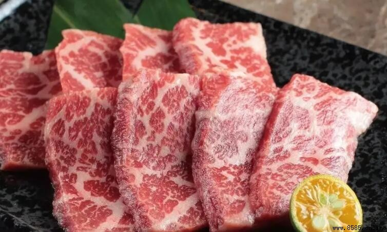 牛小排怎麼挑選？3個步驟精選肥美好肉