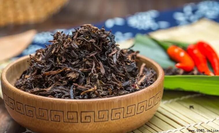梅干菜是什麼菜曬干的？解析其製作原料與過程