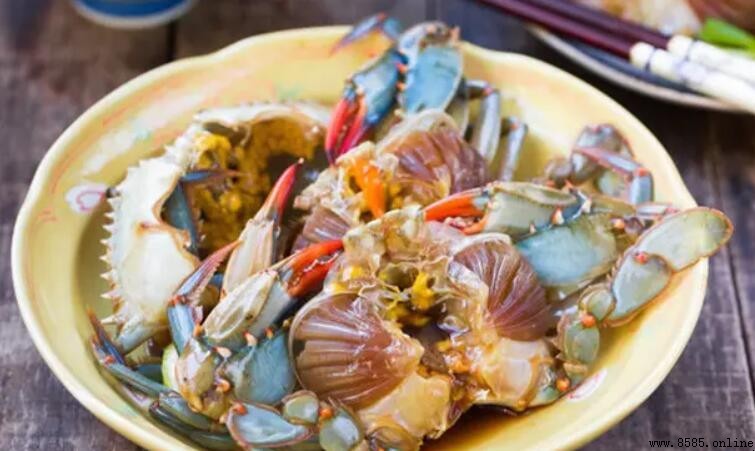 生腌螃蟹可以隔夜吃嗎?保存建議與食用注意事項