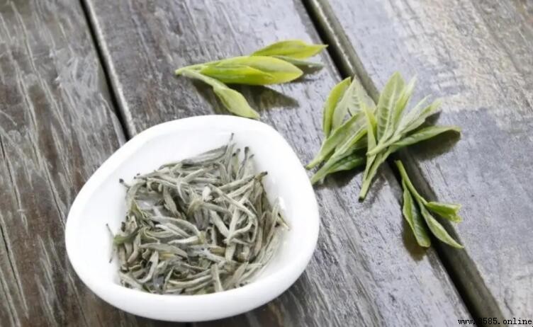 白茶是綠茶還是紅茶？解析六大茶類中的輕微發酵茶