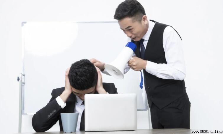 有深度的贬低人句子合集