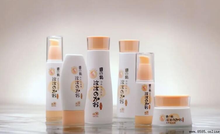 含礦油的護膚品能用嗎?解析其安全性與功效