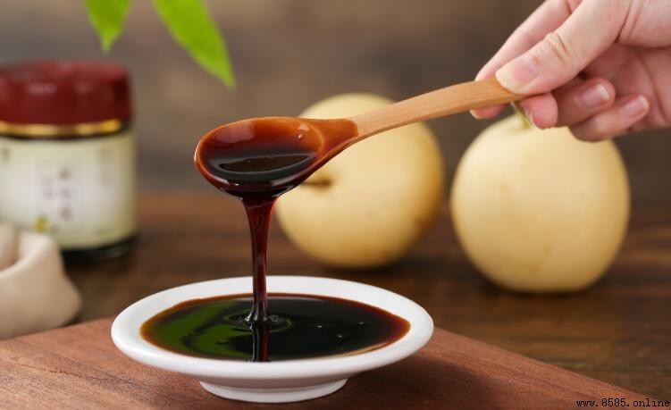 熬秋梨膏為什麼要放生姜?降寒性、保和胃