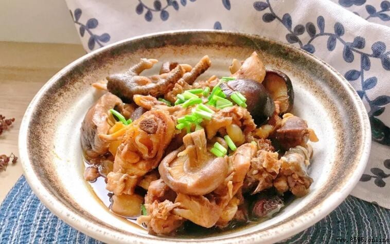 燉雞先焯水:熱水還是冷水?正確做法大揭曉