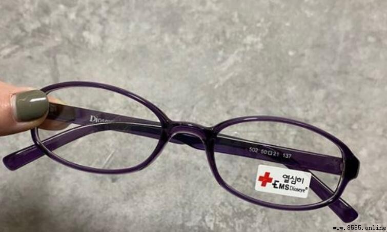 TR90 鏡框優點解析:輕盈、堅韌又安全的塑膠鈦材質選擇