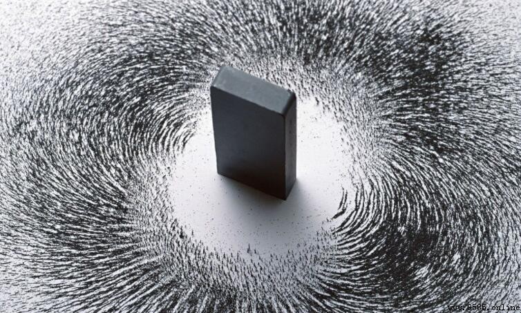 磁鐵可以吸銅嗎？科學解釋與事實