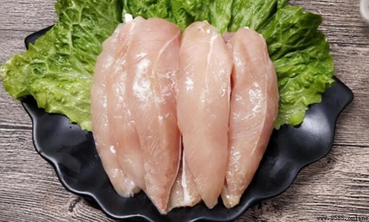 雞胸肉冷水下鍋煮幾分鐘？正確做法與時間掌握