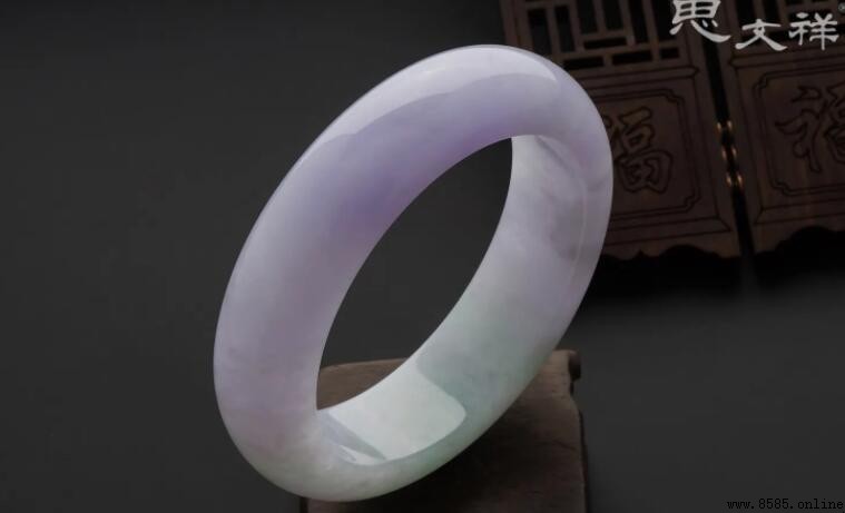 春彩翡翠屬於什麼級別