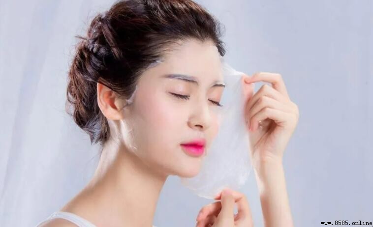 先濕敷還是先敷補水面膜？正確順序與步驟解析