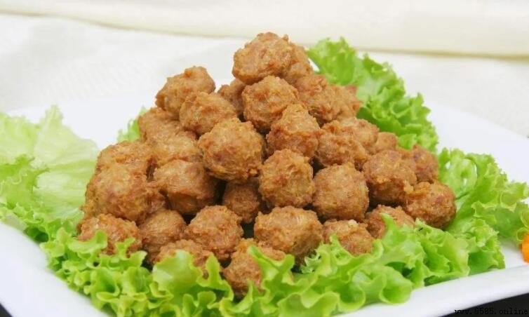 炸丸子用什麼粉？網友解答讓丸子香脆適口