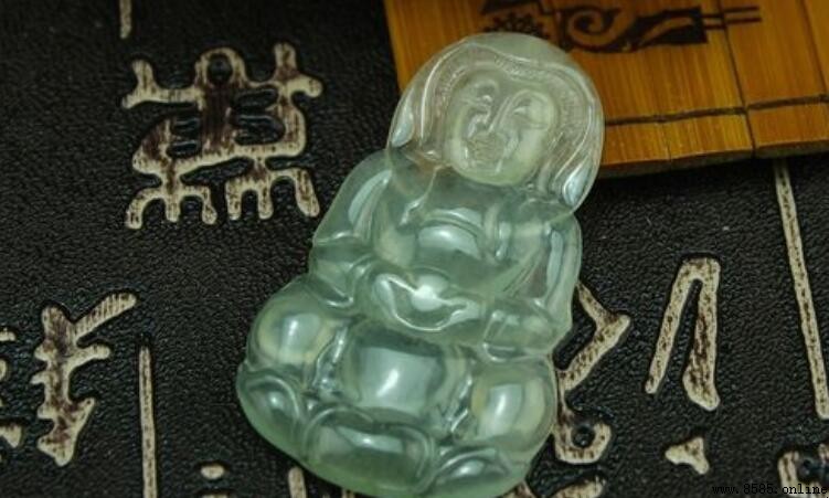 翡翠觀音吊墜如何清洗