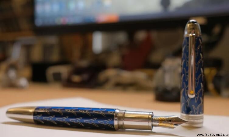 鋼筆與中性筆的差異比較