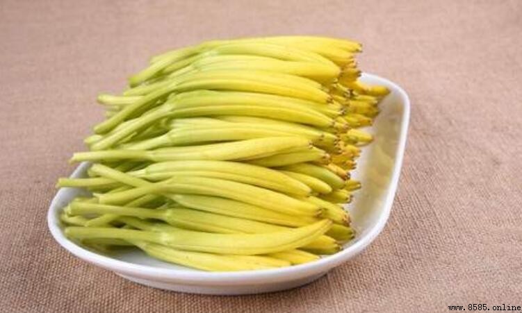 黃花菜能夠直接曬乾嗎?
