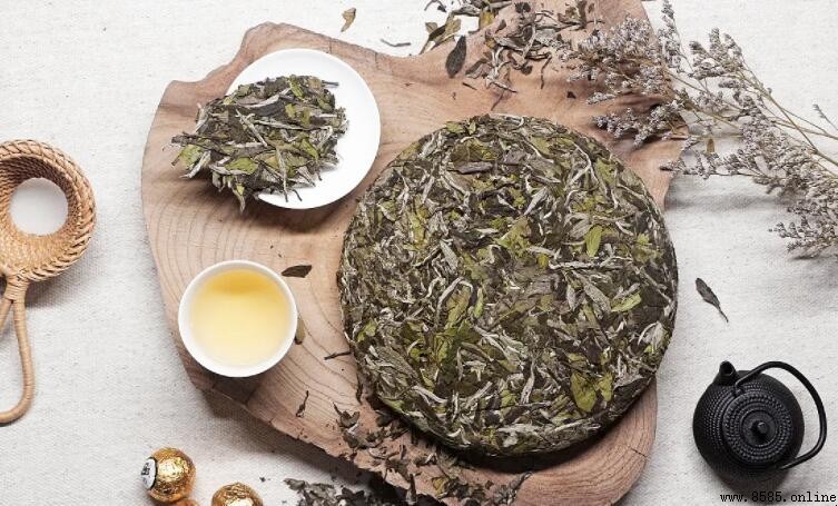 白茶能否做奶茶？解析白茶特性与奶茶适配性