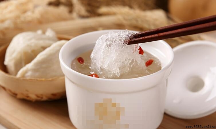 燕窩炖好是糊狀還是條狀？正確呈與食用指南
