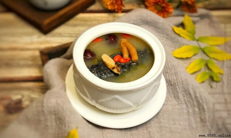 烏雞湯為何發腥?原因解析與解決方法