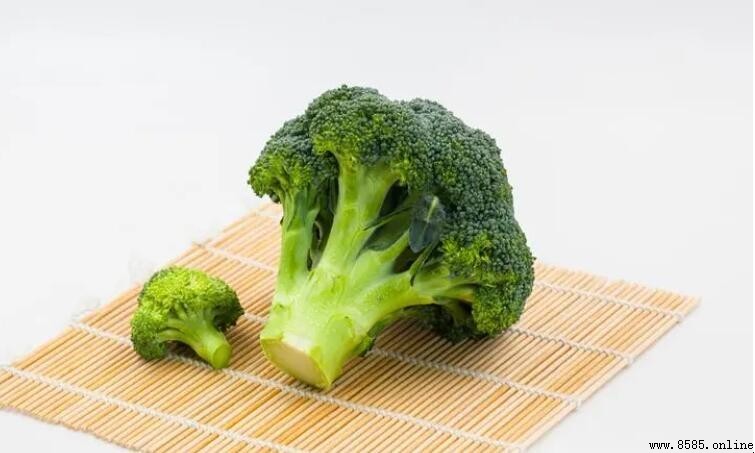 西蘭花搾汁需要先煮熟嗎?正確處理步驟分享