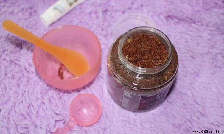 海藻面膜能美白嗎？解析效果與正確使用方法