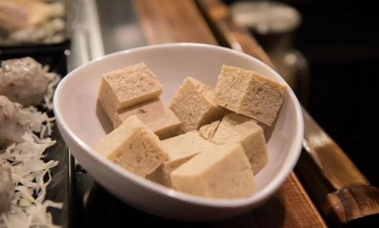 凍豆腐有點酸正常嗎?解凍後有酸味是否安全?