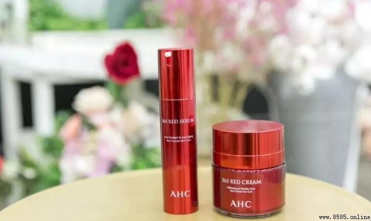 AHC洛神花精華適合什麼膚質？解析使用對象與優點