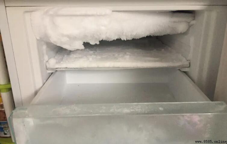 冰箱為什麼老結冰？四大原因及對策