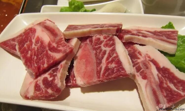 牛仔骨是牛的哪個部位?解析來源與特點