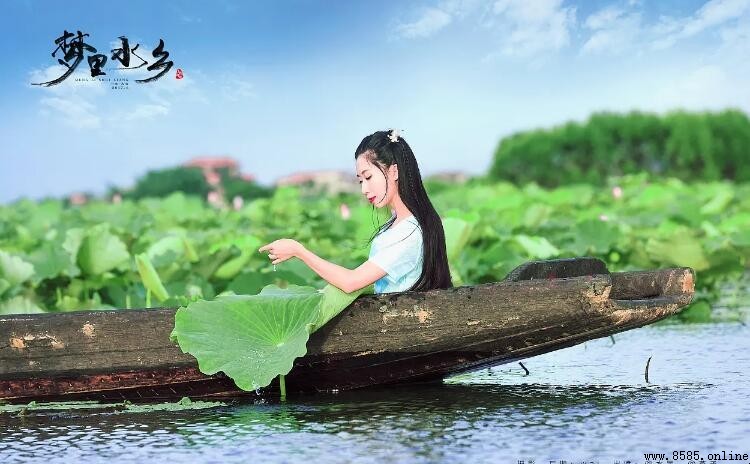 《梦里水乡》创作背景解析