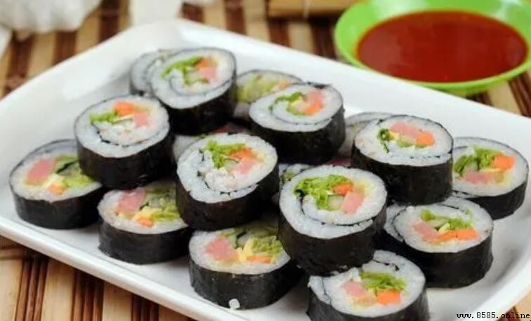 壽司與紫菜包飯差在哪裡？形狀、用料、味道一次看懂