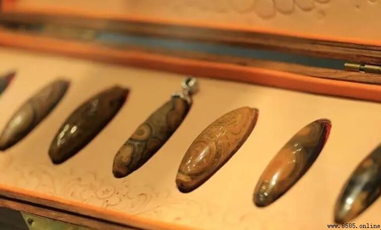蒙天珠有收藏價值嗎?全面解析其收藏潛力與價值