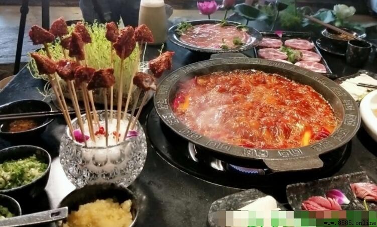 火鍋熱量高嗎？營養師拆解熱量迷思