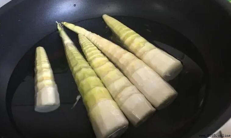 冬筍焯水後變紅的原因