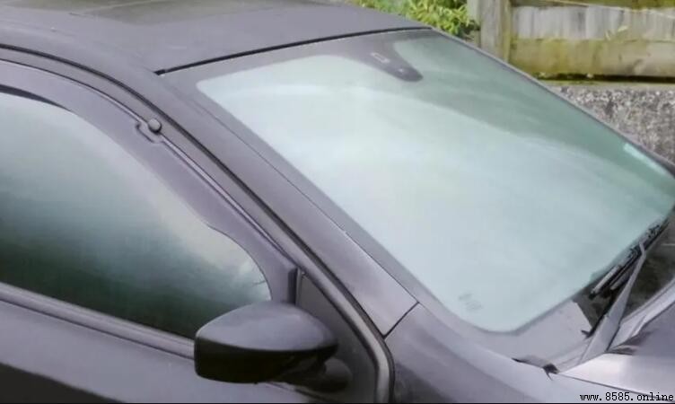 車窗起霧怎麼辦？解決雙側玻璃起霧的實用方法